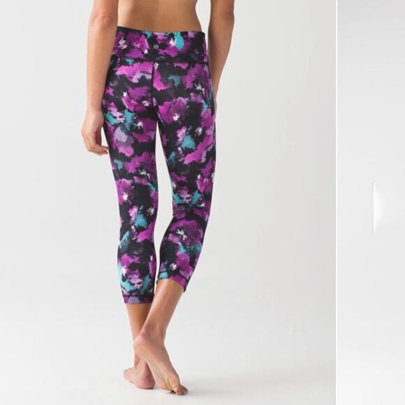 Lululemon Wunder Under Crops Midnight Bloom Leggings Size 4 Running Tights - Picture 4 of 13
